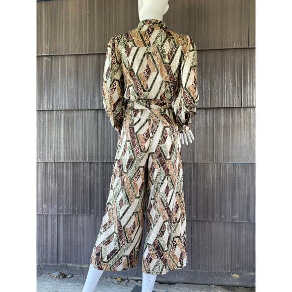 🔥H&M Mob Wife Snake Print Patches Style Satin Ankle Jumpsuit Women Size 0 - Picture 9 of 17